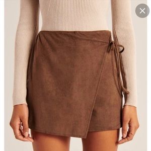 Abercrombie Vegan Suede Skort